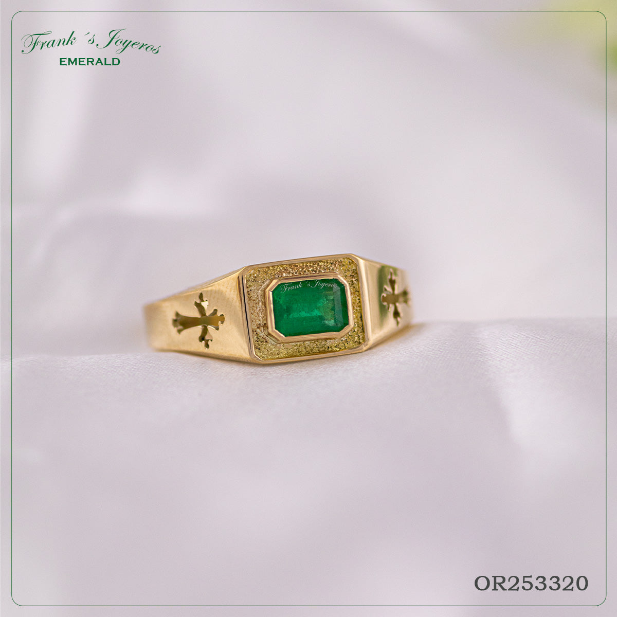 anillo-caballero-oro-esmeralda
